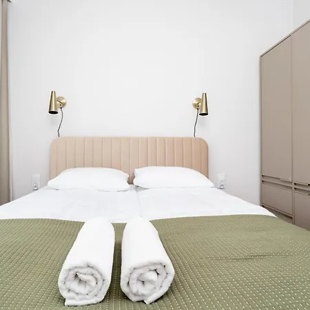 Lema Near Tauron Arena 公寓