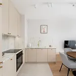 Lema Near Tauron Arena Апартаменты *